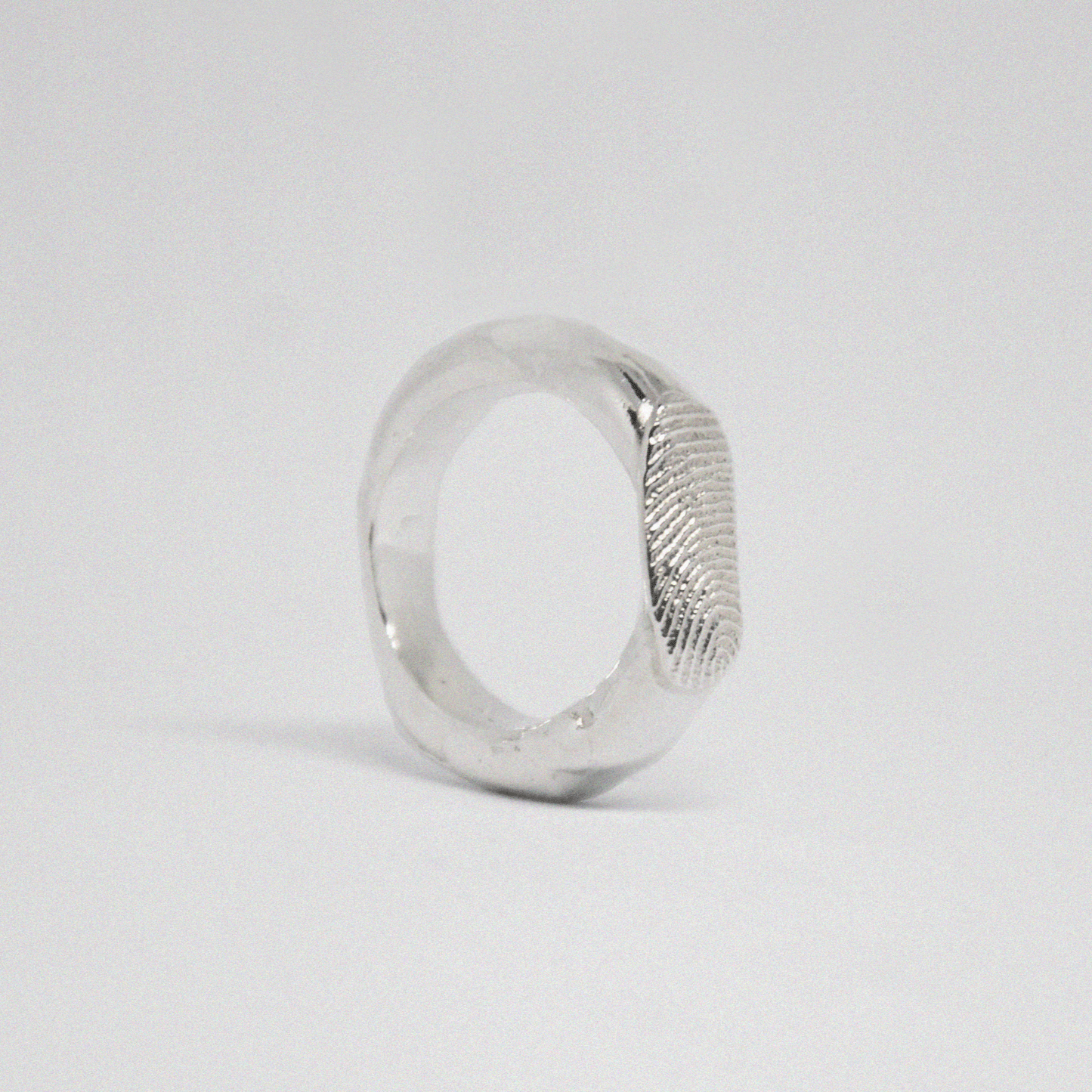 SIGNUM RING